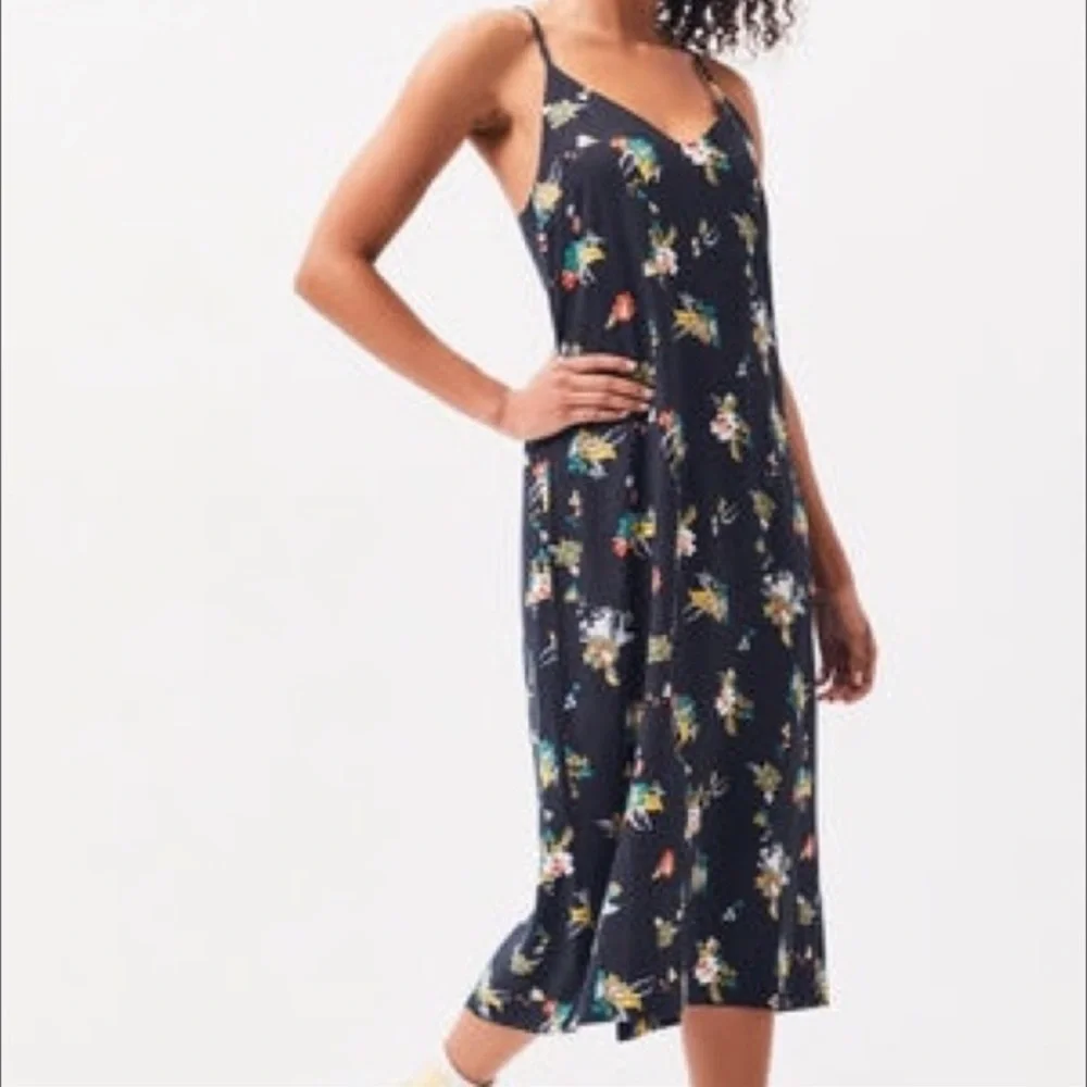 🔆RVCA🔆MADDOX MIDI DRESS - Picture 8 of 15